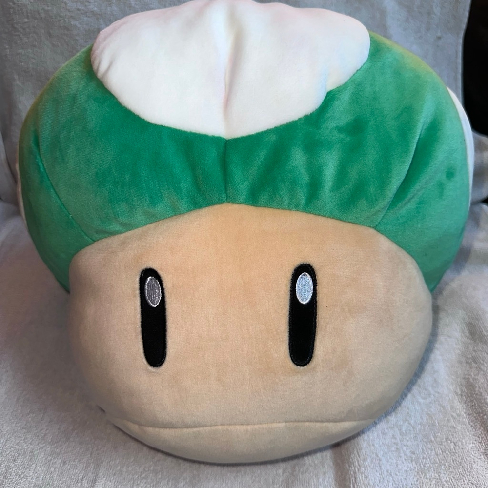 NWOT Mocchi Mocchi Super Mario Green Mushroom Mega 15" Soft Plush